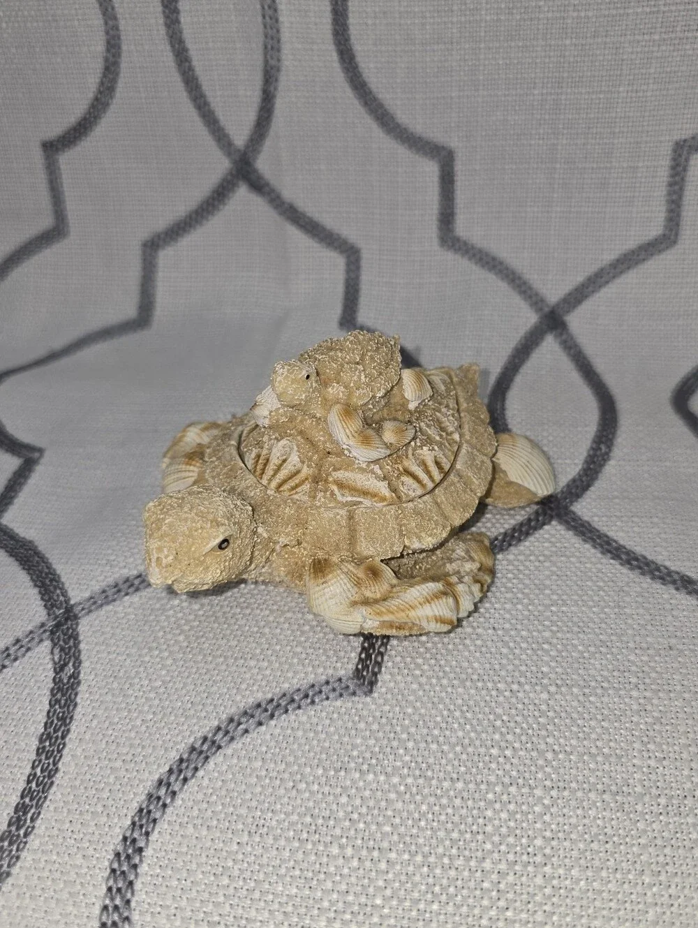 Vintage Sea Turtle with Baby Sand Seashell Trinket Box With Lid Jewelry Box